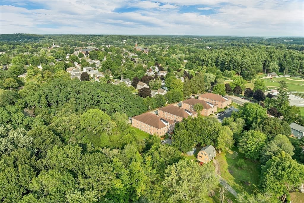 8 Carriage Hill Rd # 17, Amesbury MA 01913 photo 13