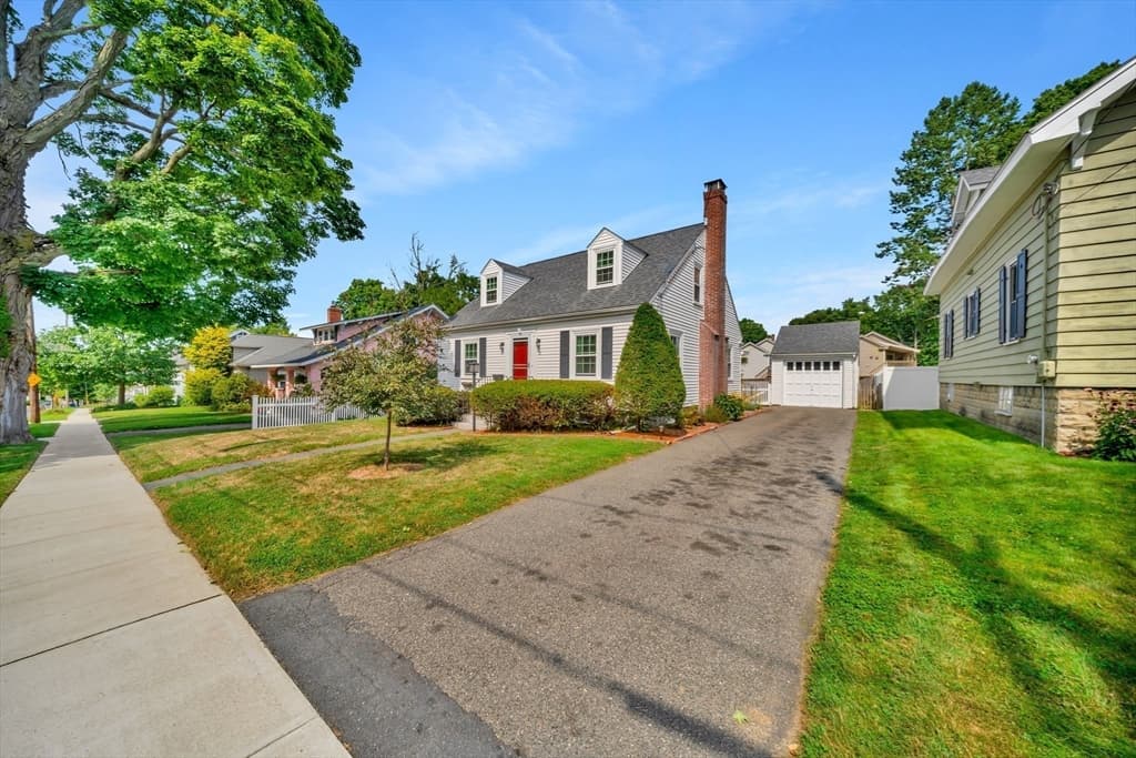 21 Leroy Ave, Haverhill MA 01835 photo 6