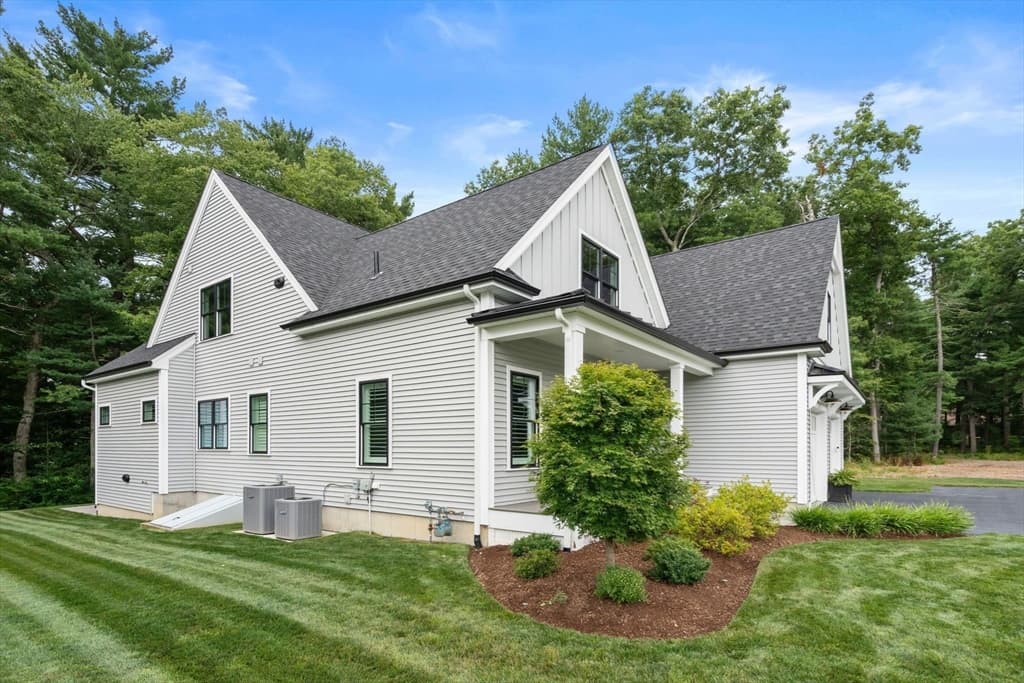 64 Olde Forge Lane, Easton MA 02375 photo 3