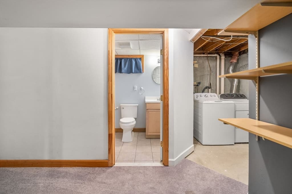 6 Tyler St, Boston MA 02136 photo 24