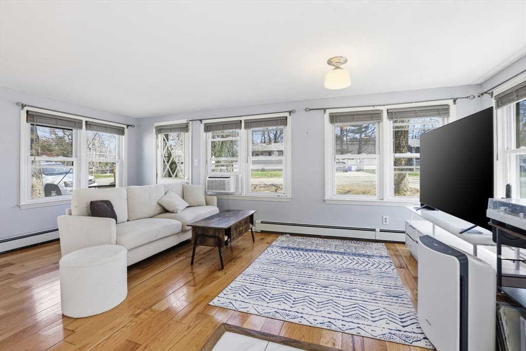 107 Pond St, Rockland MA 02370 photo 4