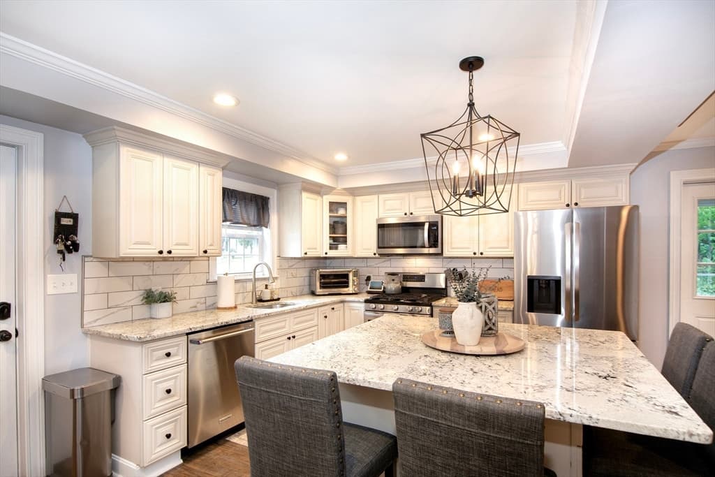 218 Westminster Rd, Weymouth MA 02189 photo 7