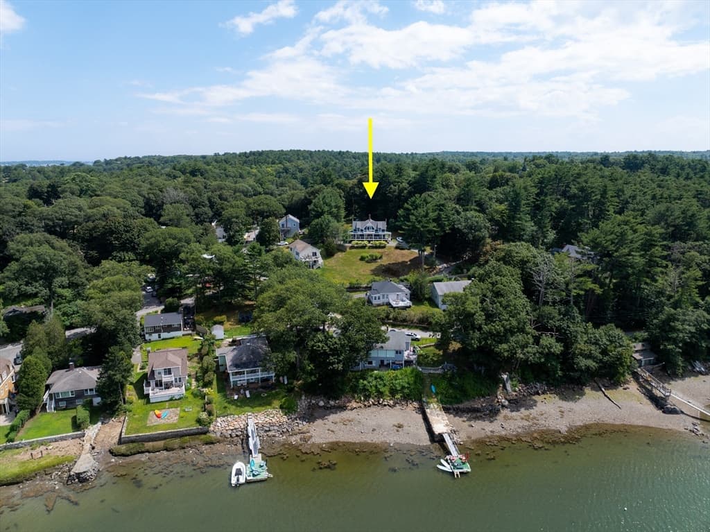 6 Pew Ave, Gloucester MA 01930 photo 2