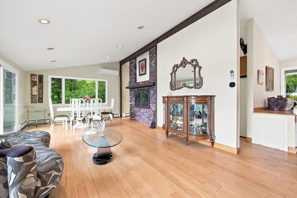 79 Pond Cir, Mashpee MA 02649 photo 9