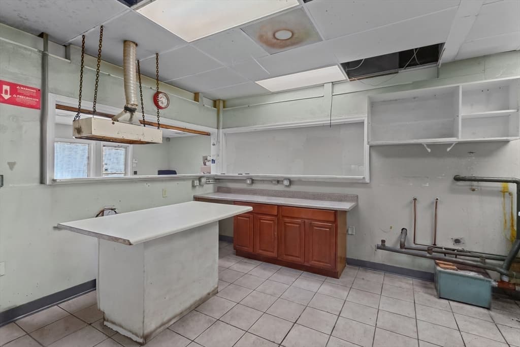 184 W Main Street, Dudley MA 01571 photo 26