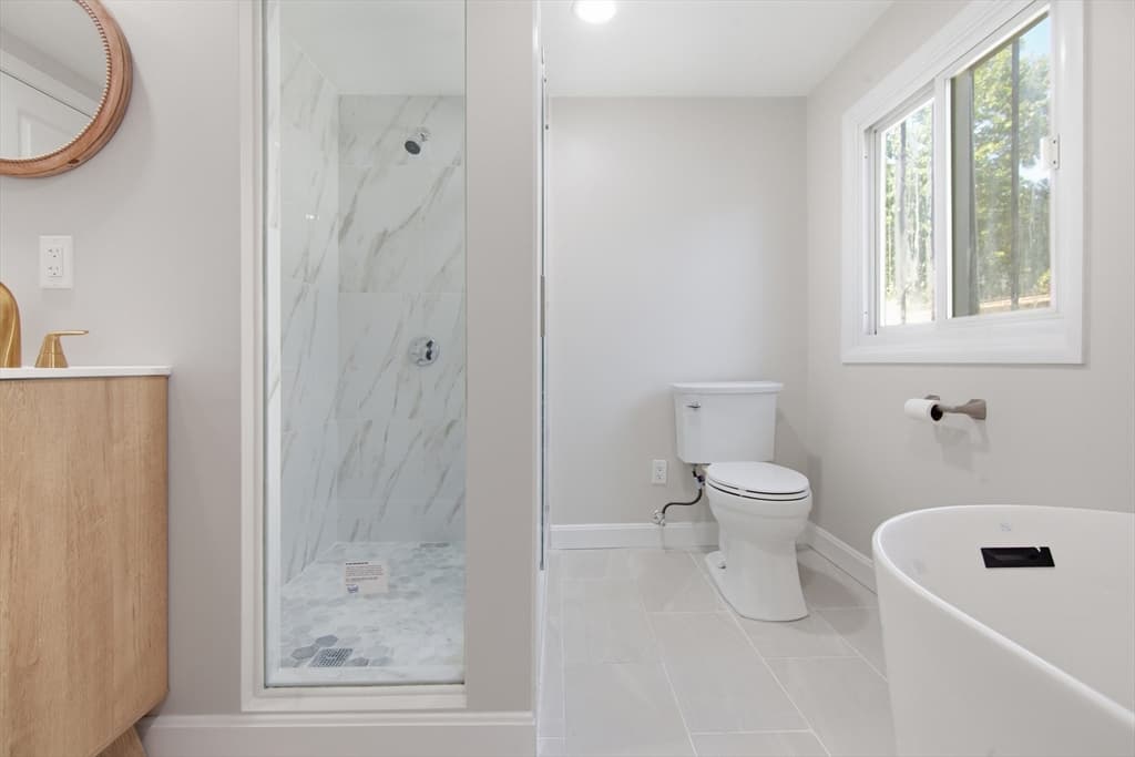 1 Belnap Rd, Boston MA 02136 photo 19