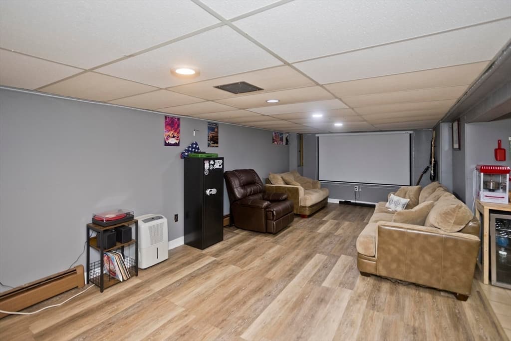 14 Bliss Rd, Bellingham MA 02019 photo 22