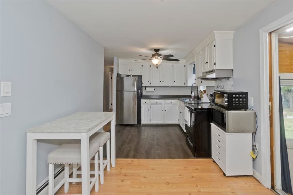 14 Bliss Rd, Bellingham MA 02019 photo 7