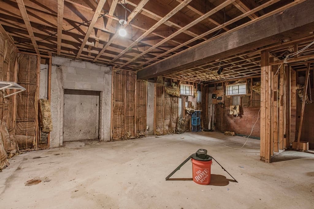 27 Sylvanus Wood Ln, Woburn MA 01801 photo 28