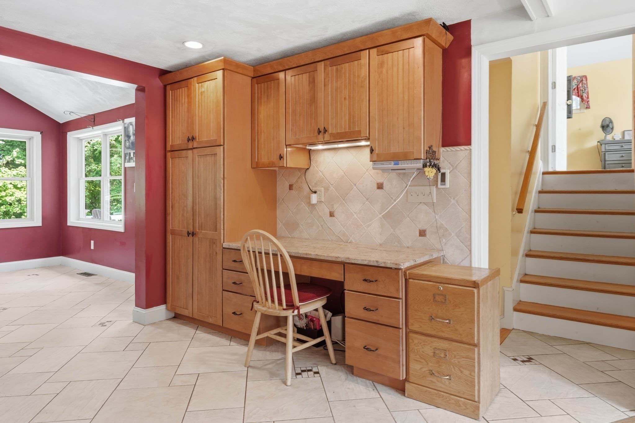 Single Family Residence at 14 Briscoe Rd, Groveland MA 01834, Groveland, photo 6 of 39