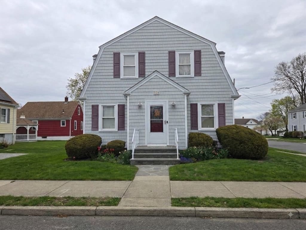 124 Felton St., New Bedford MA 02745