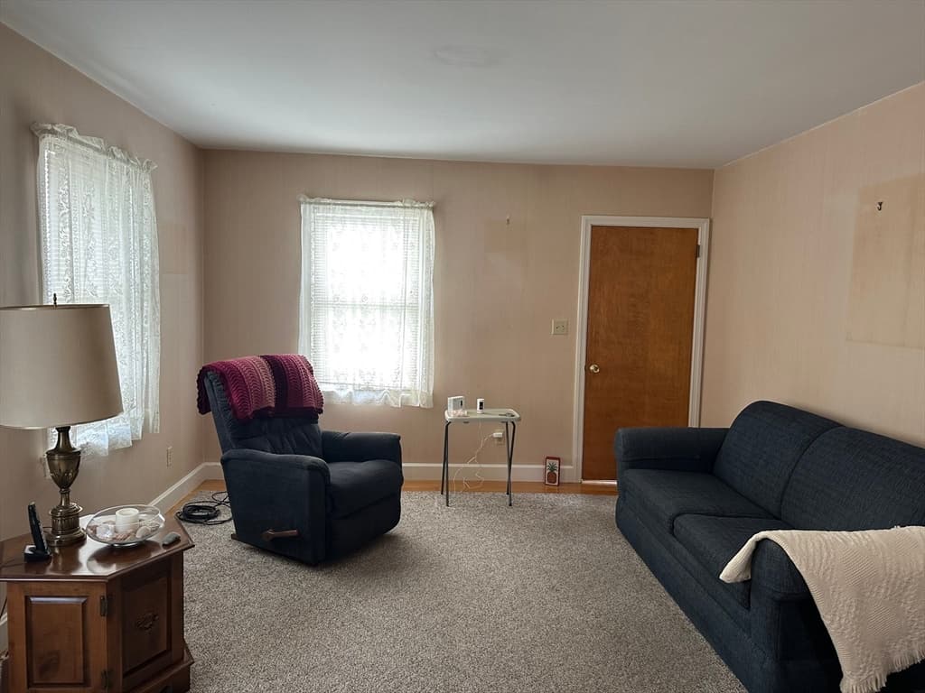 124 Felton St., New Bedford MA 02745 photo 5