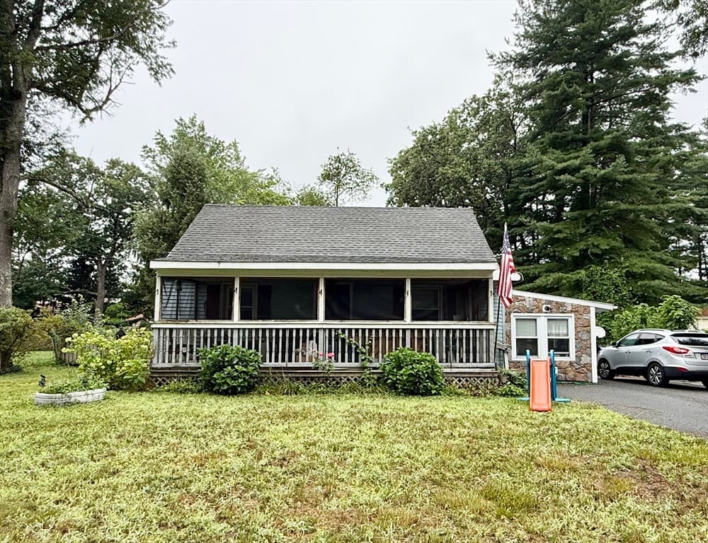 28 Skipper Lane, Westfield MA 01085 photo 2