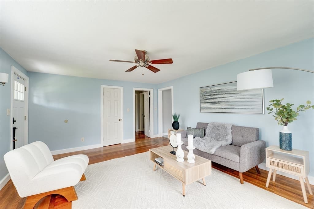 41 Park St, Agawam MA 01030 photo 13