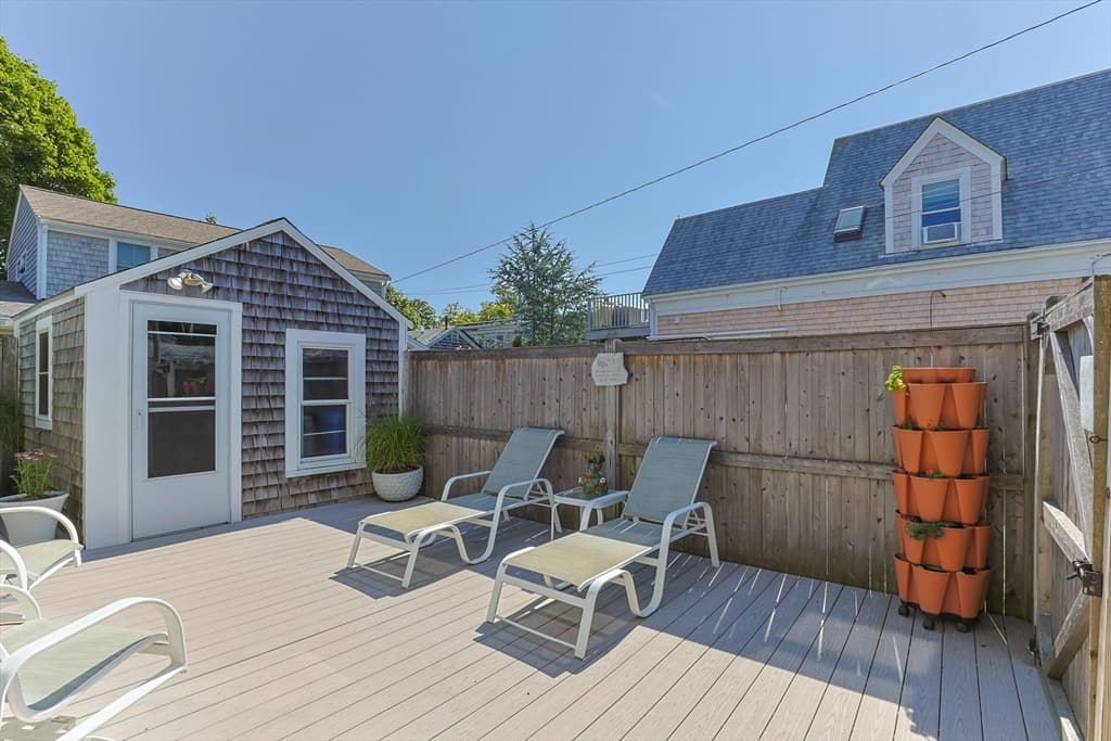39 Pleasant Street, Provincetown MA 02657 photo 23