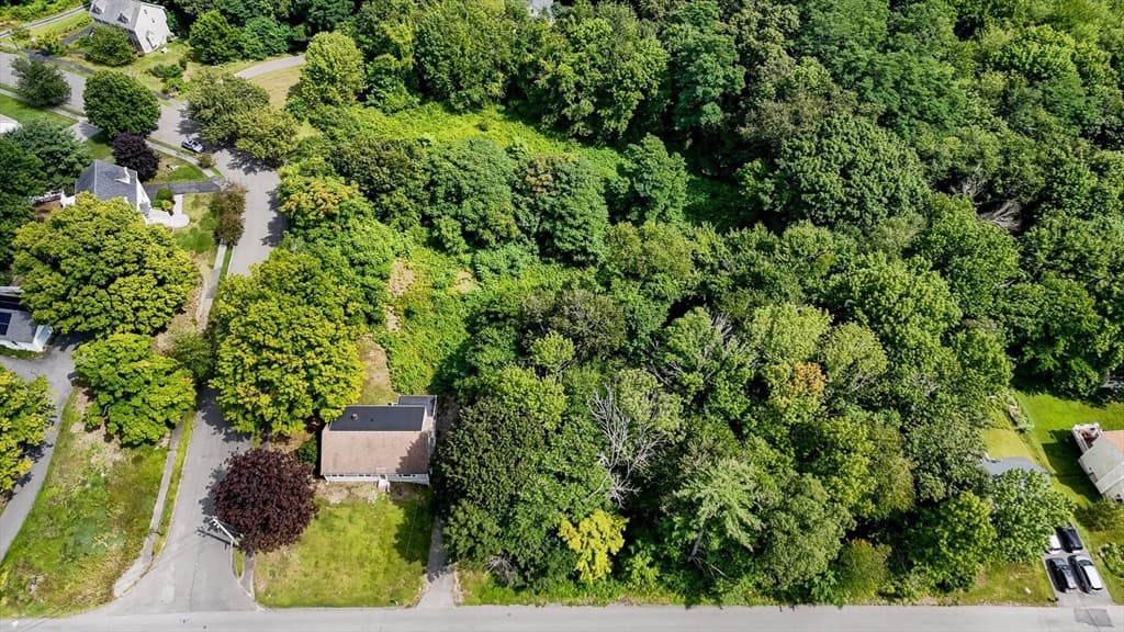 129 Forest St, Haverhill MA 01832 photo 7