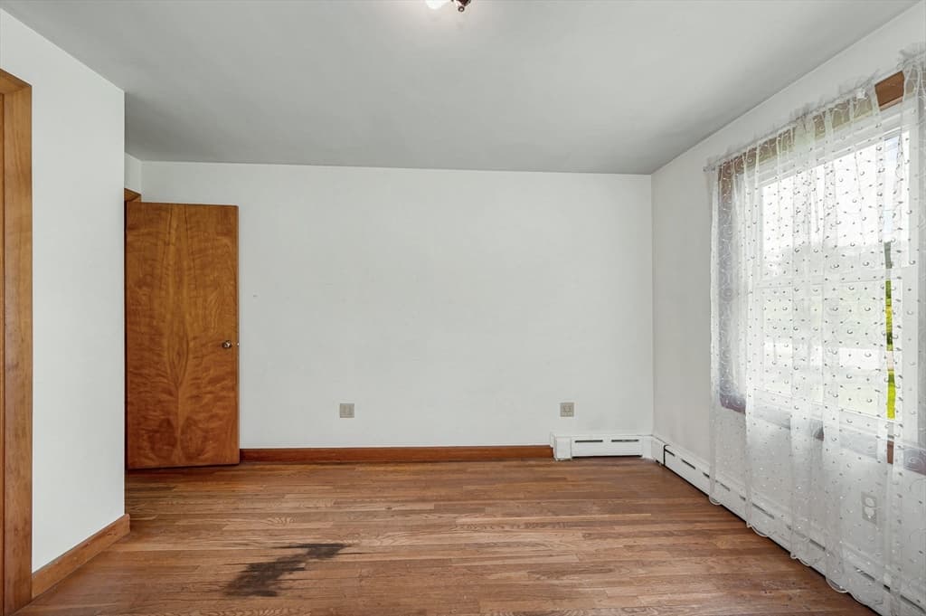 129 Forest St, Haverhill MA 01832 photo 24