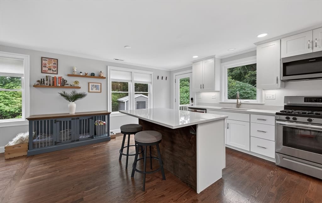 15 Pheasant Ln, Woburn MA 01801 photo 7