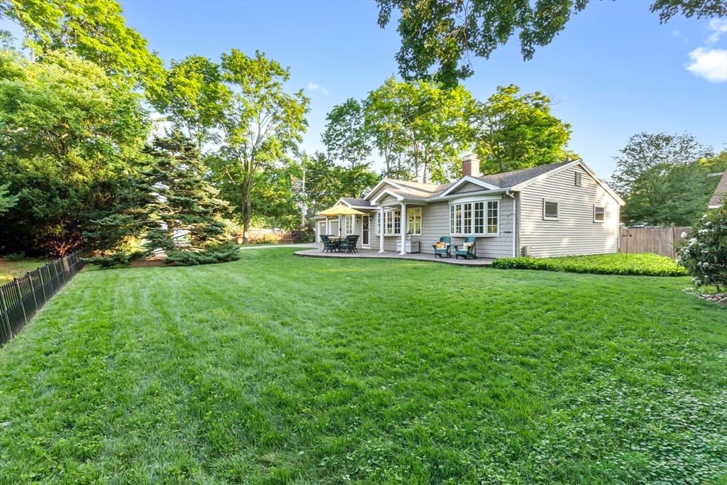 176 Colon St, Beverly MA 01915 photo 22