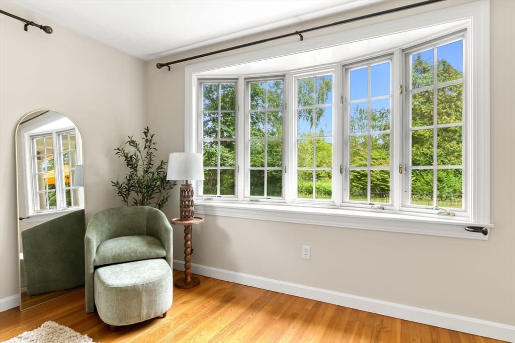 176 Colon St, Beverly MA 01915 photo 15