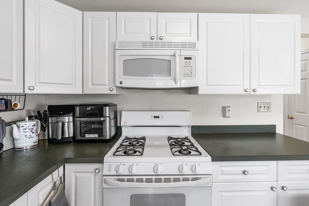 204 Lilac Meadows Way # 204, Ipswich MA 01938 photo 9