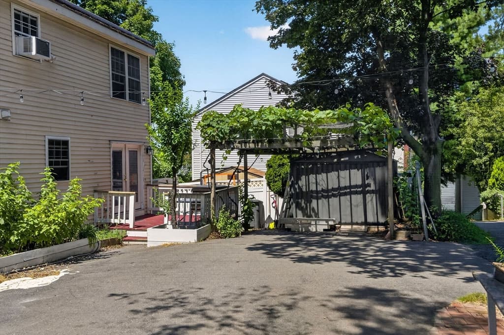 71 Hichborn St, Revere MA 02151 photo 29