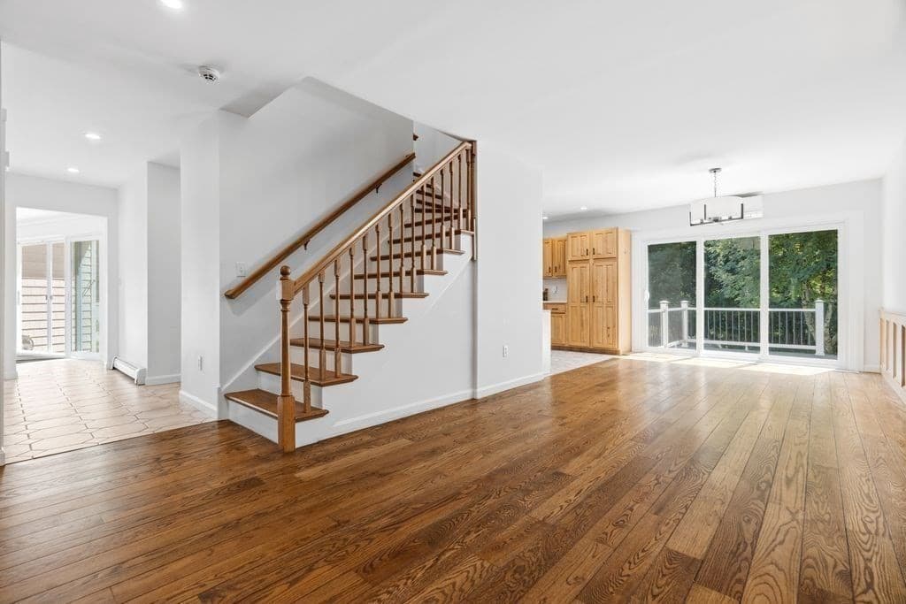 5 Locust St, North Reading MA 01864 photo 8