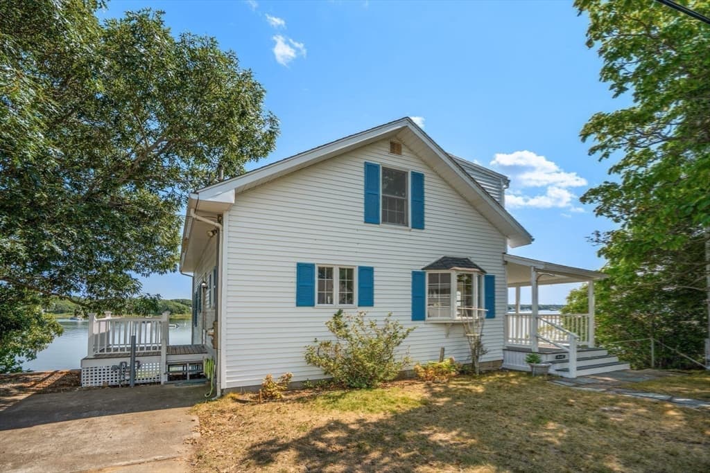 584 Circuit Ave, Bourne MA 02559 photo 29