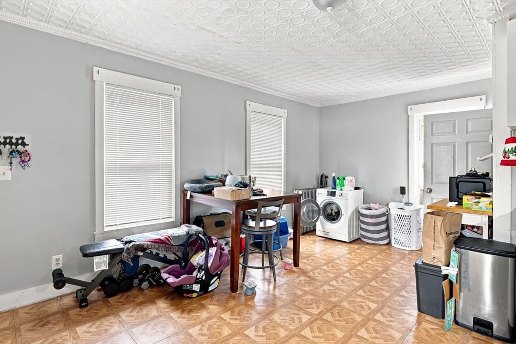 14 Perrault, Chicopee MA 01013 photo 23