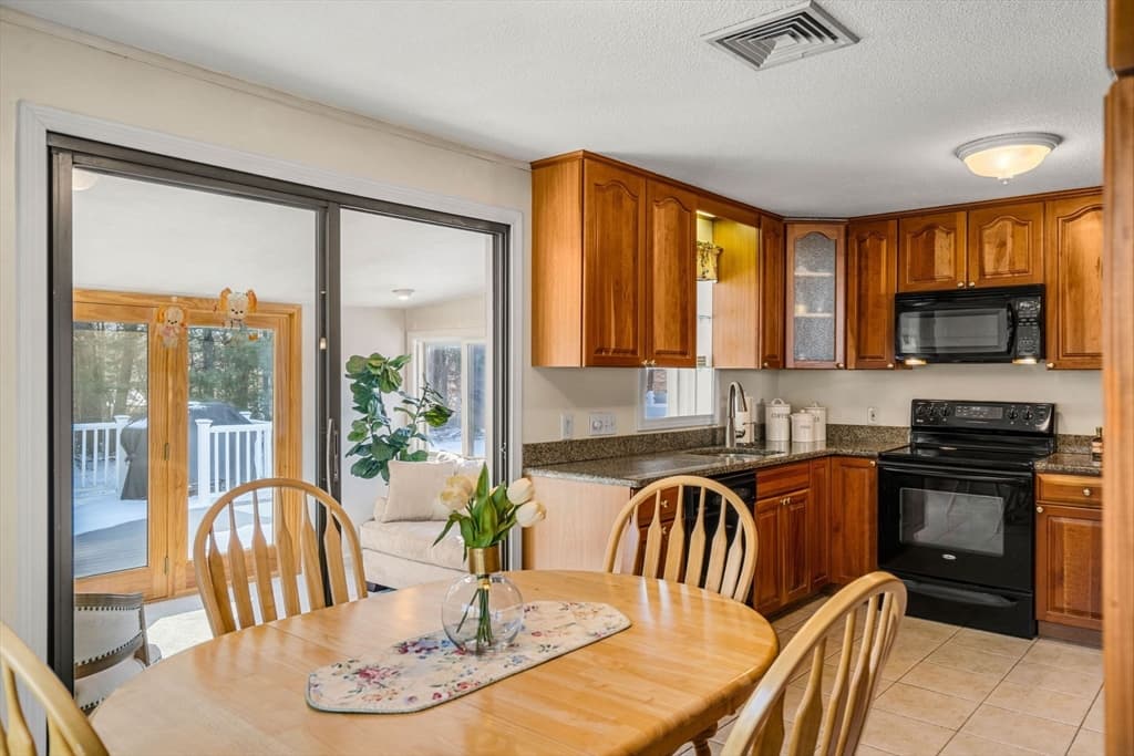 133 Mill Street, Burlington MA 01803 photo 12