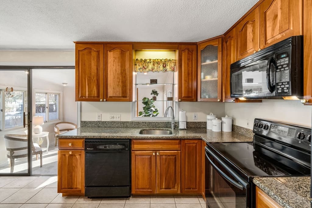 133 Mill Street, Burlington MA 01803 photo 9