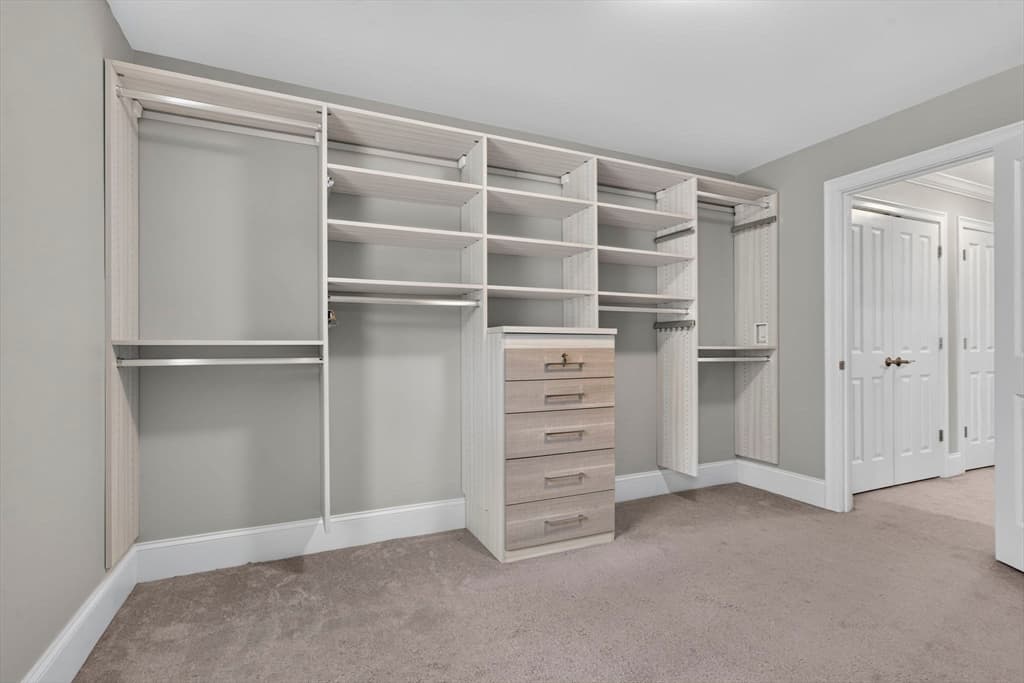 Single Family Residence at 8 Sterling Ct., Northborough MA 01532, Northborough, photo 23 of 42
