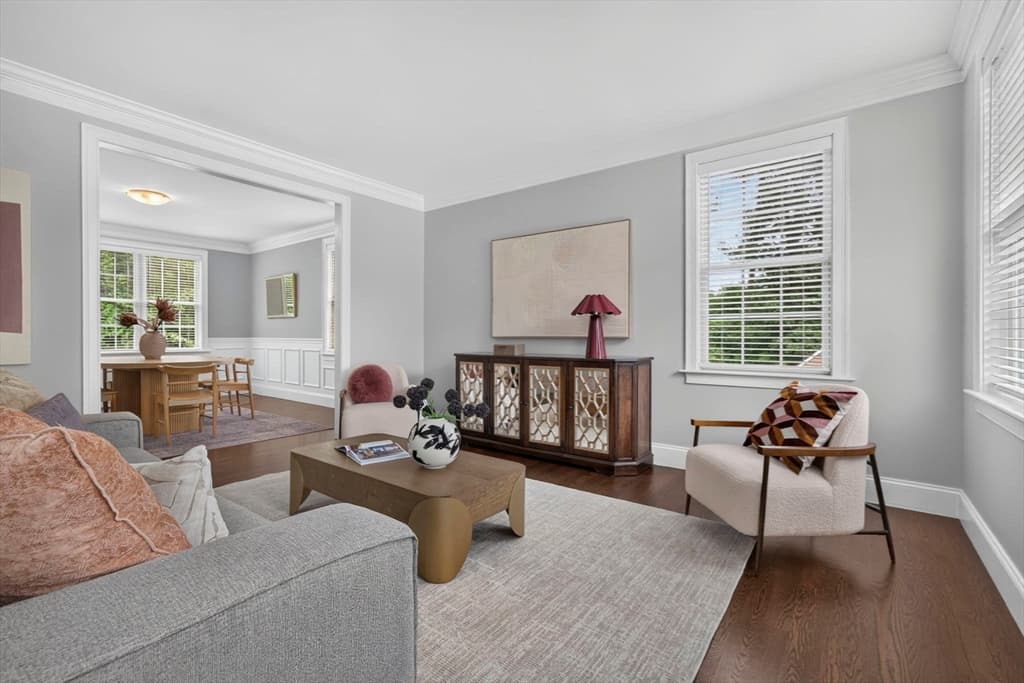 Single Family Residence at 8 Sterling Ct., Northborough MA 01532, Northborough, photo 3 of 42