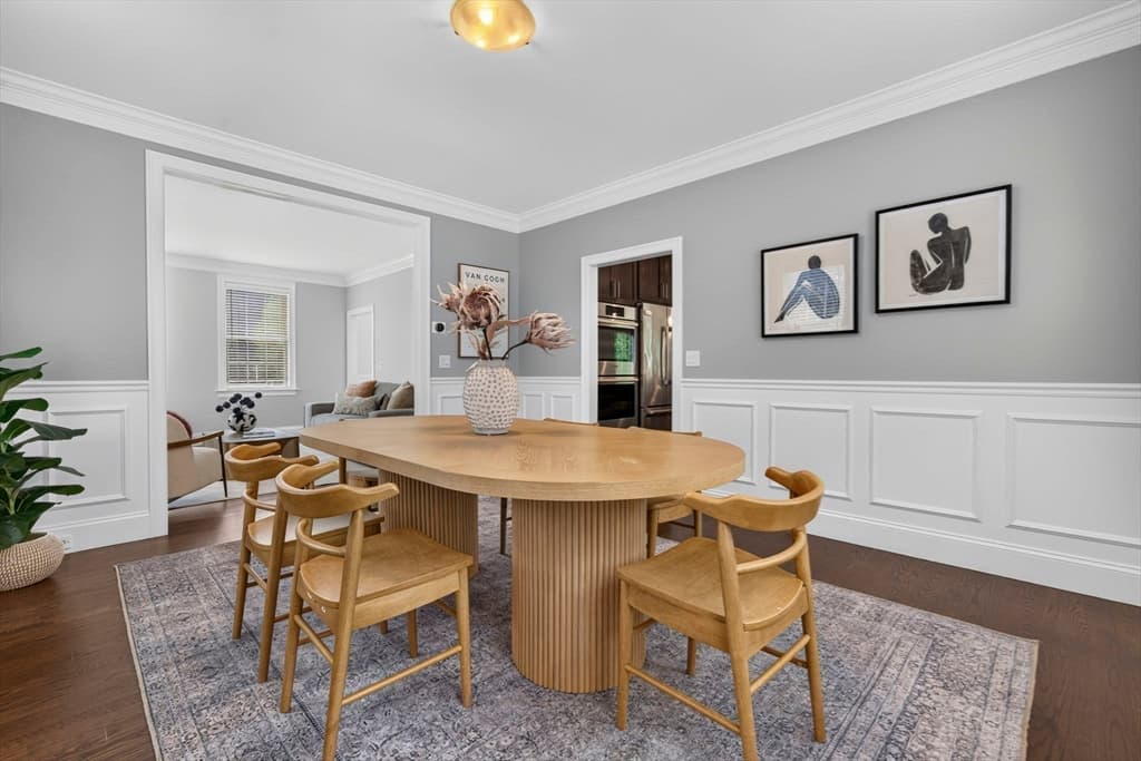 Single Family Residence at 8 Sterling Ct., Northborough MA 01532, Northborough, photo 5 of 42