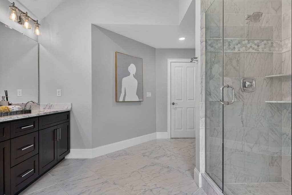 Single Family Residence at 8 Sterling Ct., Northborough MA 01532, Northborough, photo 21 of 42