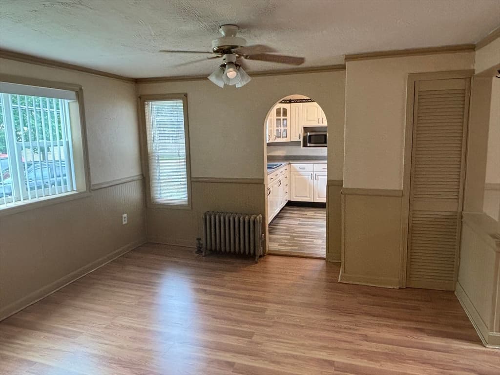 31 Woodward St, Worcester MA 01610 photo 8