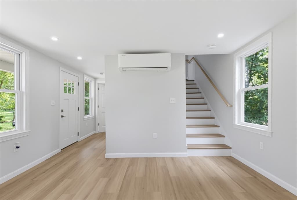 Single Family Residence at 5 Friedel St, Auburn MA 01501, Auburn, photo 32 of 42