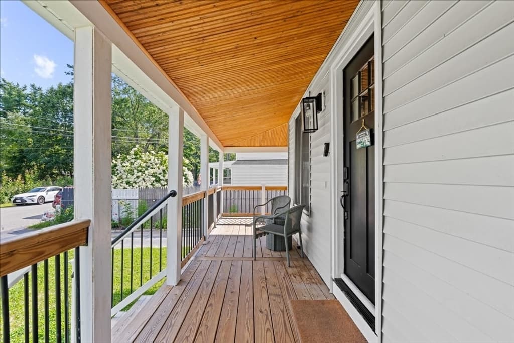 18 Kirby Ave, Lunenburg MA 01462 photo 7