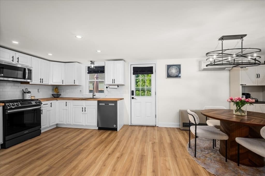 18 Kirby Ave, Lunenburg MA 01462 photo 9