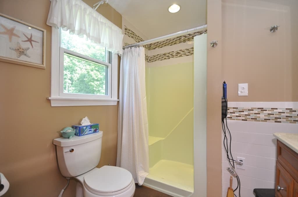 32 Brenda Ave, East Bridgewater MA 02333 photo 21