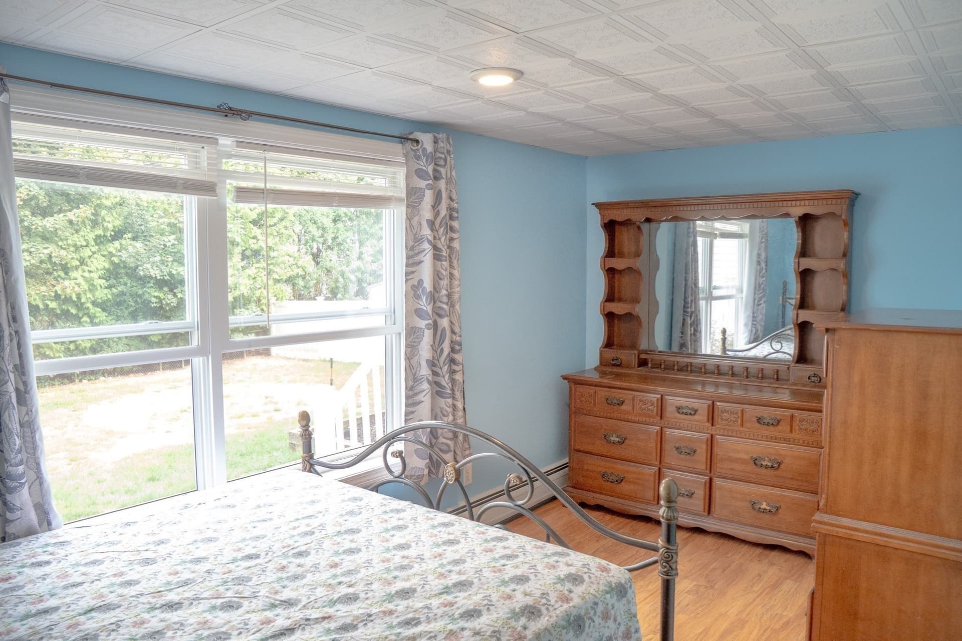 Single Family Residence at 512 Prescott St, New Bedford MA 02745, photo 21 of 28