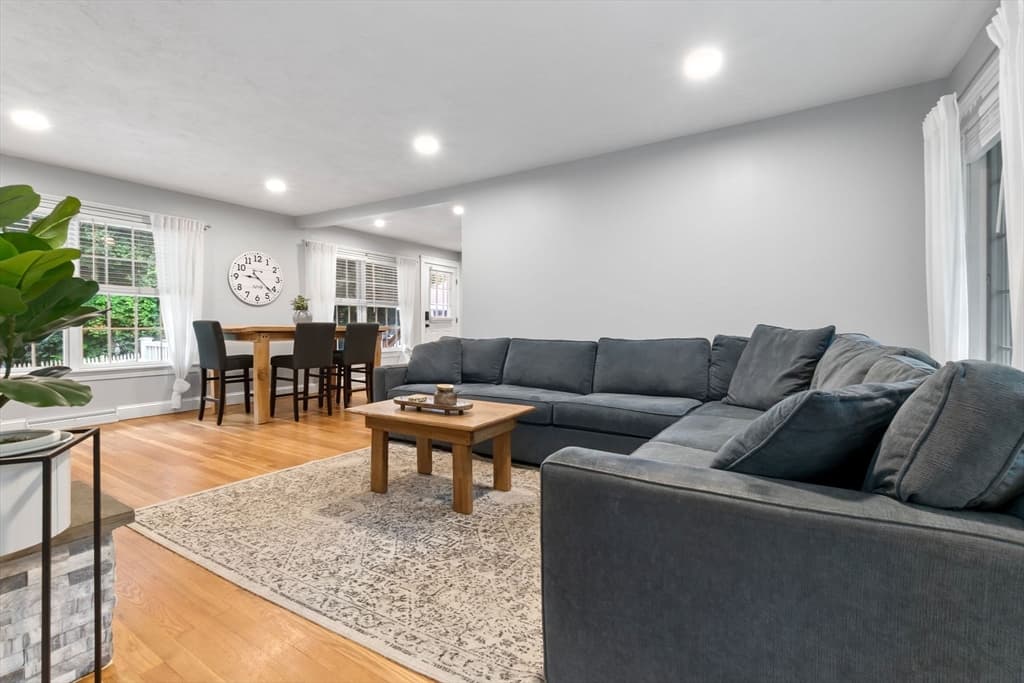 55 Old Ferry Rd, Haverhill MA 01830 photo 8