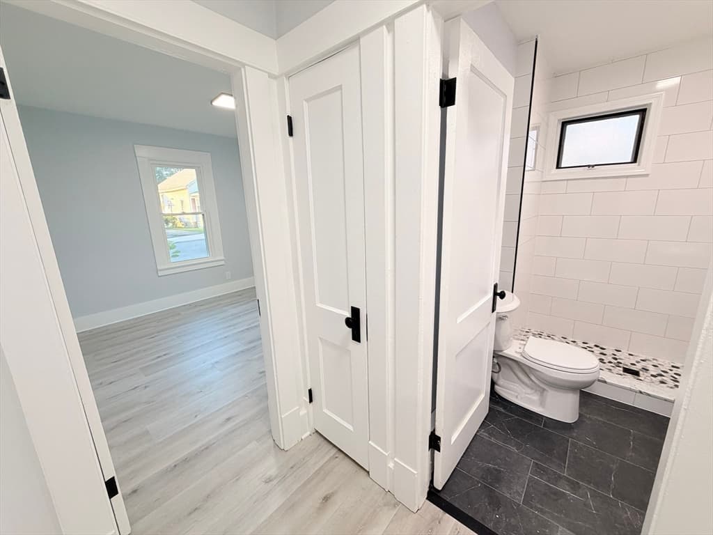11 Thornfell St, Springfield MA 01104 photo 14
