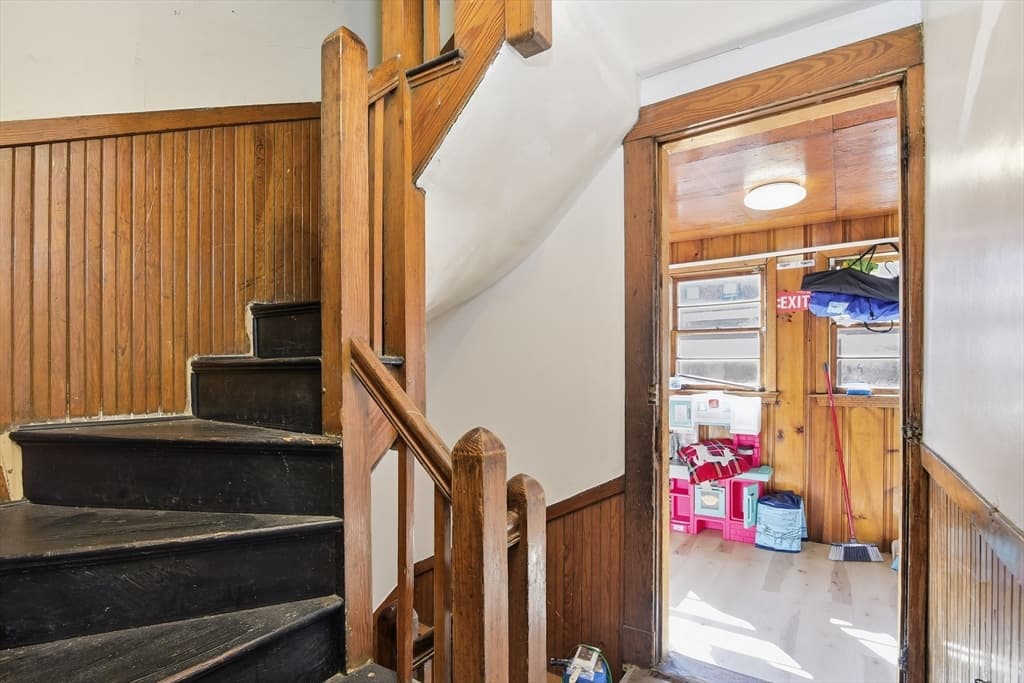 14-16 Nazing St, Boston MA 02121 photo 15