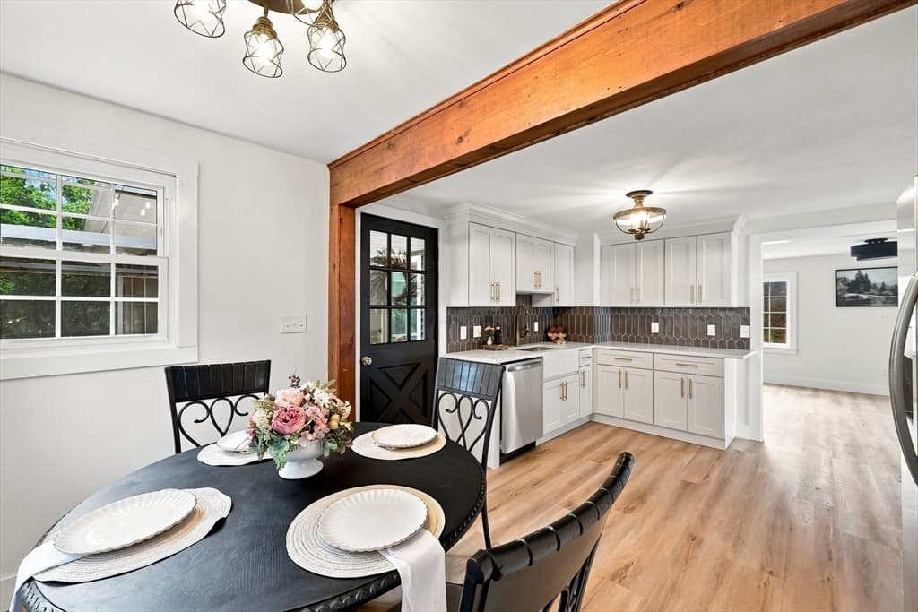 101 Smith Ave, East Longmeadow MA 01028 photo 16