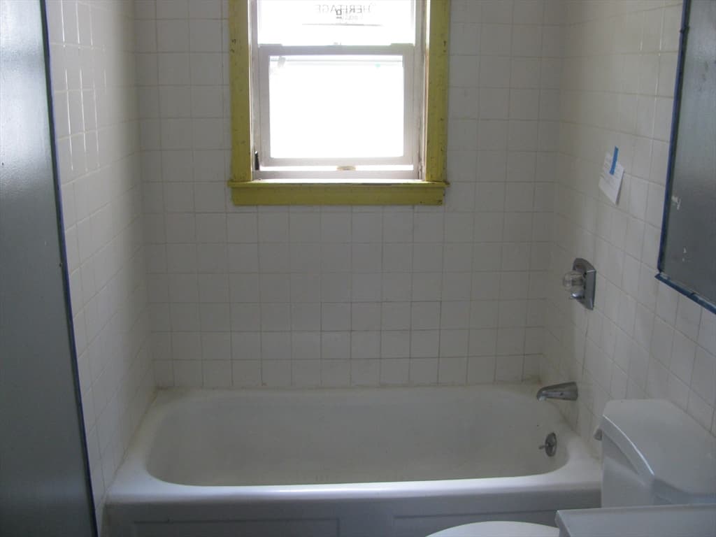 86 Pheland St, Springfield MA 01109 photo 15