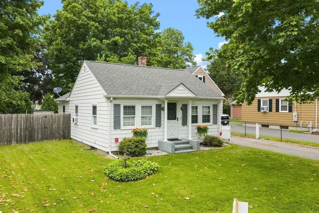 56 Hacker St, Fairhaven MA 02719 photo 3