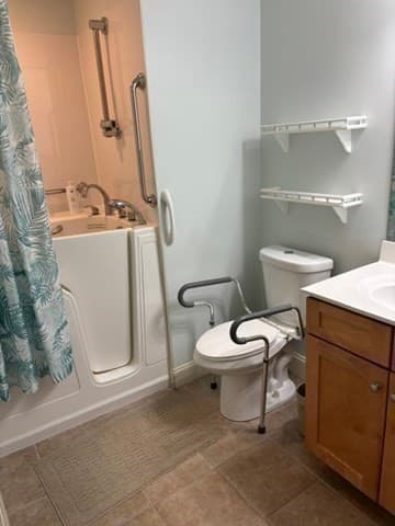 Condominium at 1818 Main St # 111, Holden MA 01522, Holden, photo 16 of 21