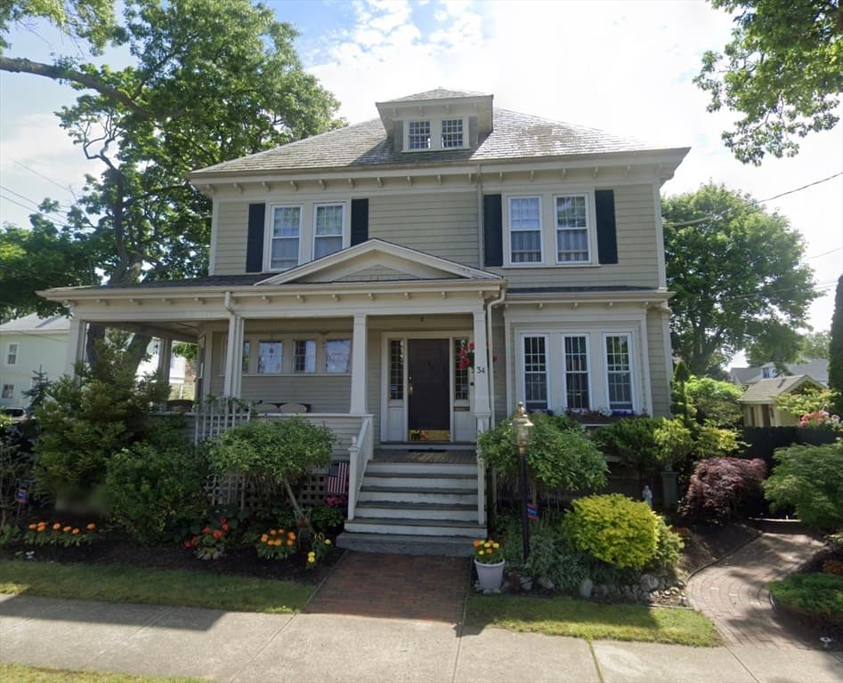 34 Rotch St, New Bedford MA 02717