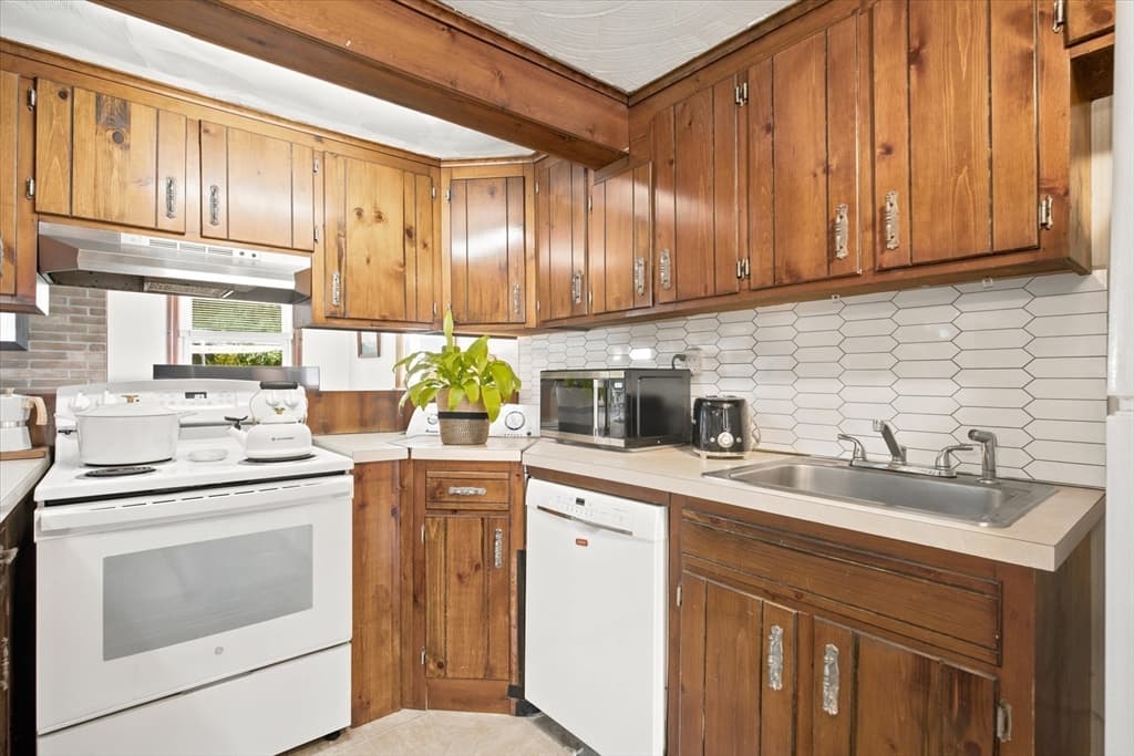 45 Old Country Way, Weymouth MA 02188 photo 9